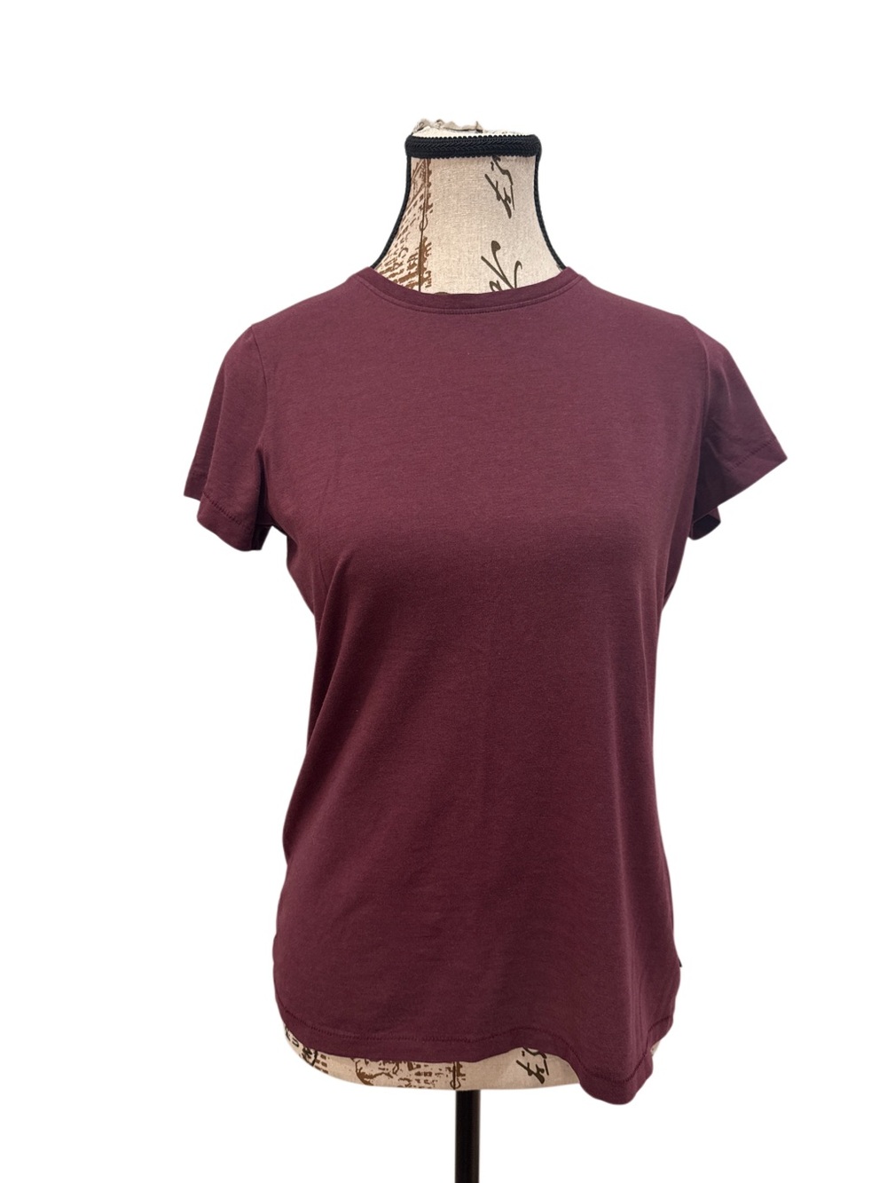 L.L. Bean Women's supima cotton blend Short Sleeve Crewneck Tee - Burgundy